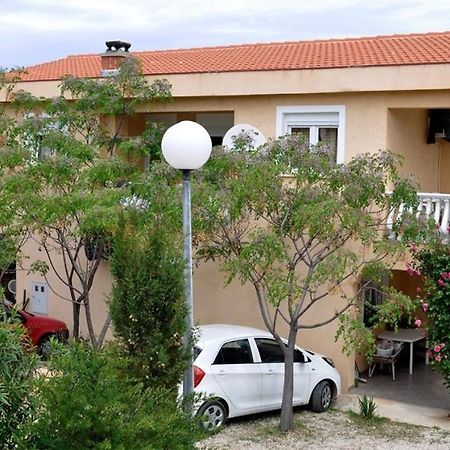 Apartment Vir 13686B エクステリア 写真