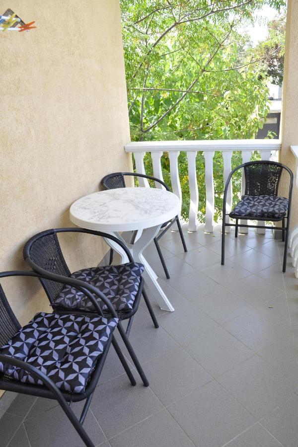 Apartment Vir 13686B エクステリア 写真